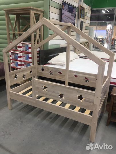 Кровать детская из Дуба