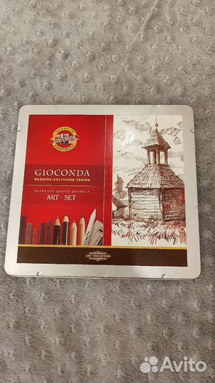 Набор пастельных карандашей