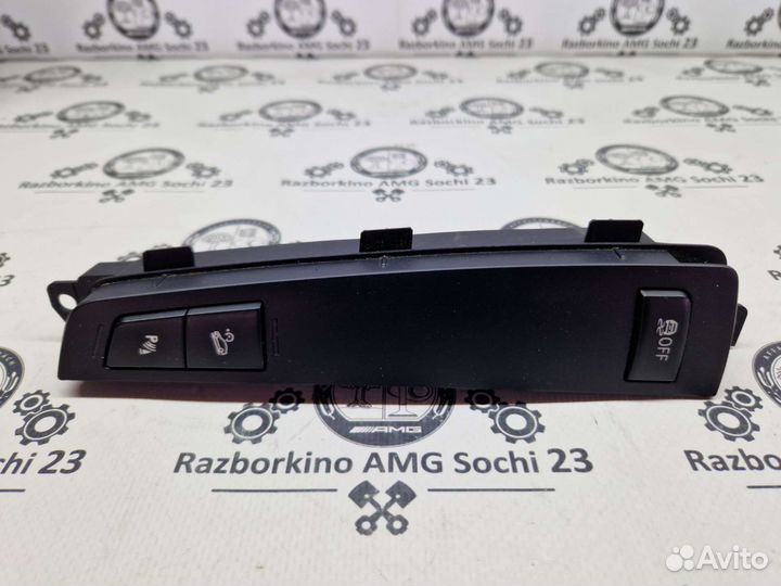 Панель управления в центральной консоли BMW F25