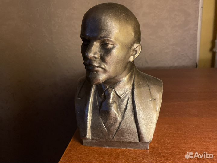 Бюст ленина бронза