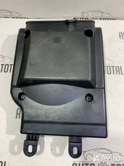 Сабвуфер Logic 7 Bmw 745 E65 N62B44 2004