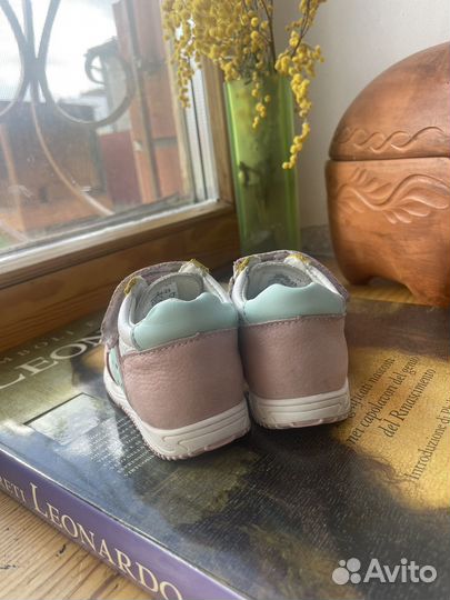 Кроссовки для девочки 18 размер котофей