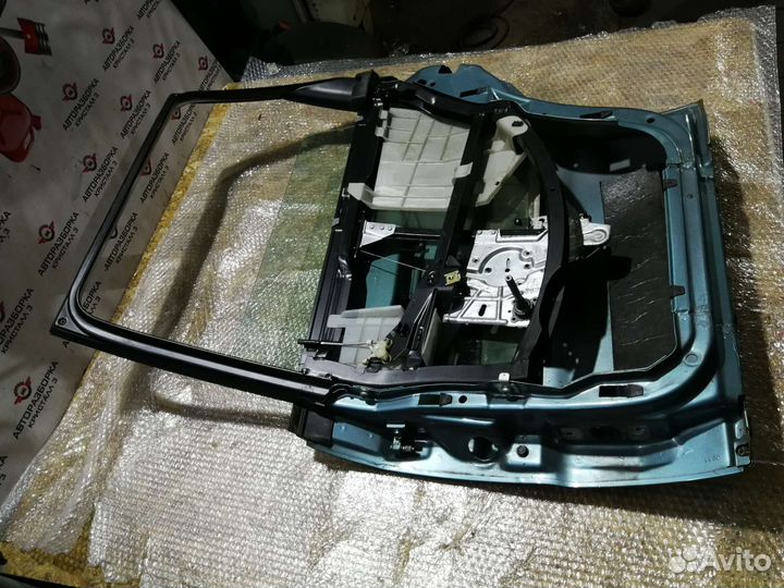 Задняя правая дверь audi a4 b5 универсал