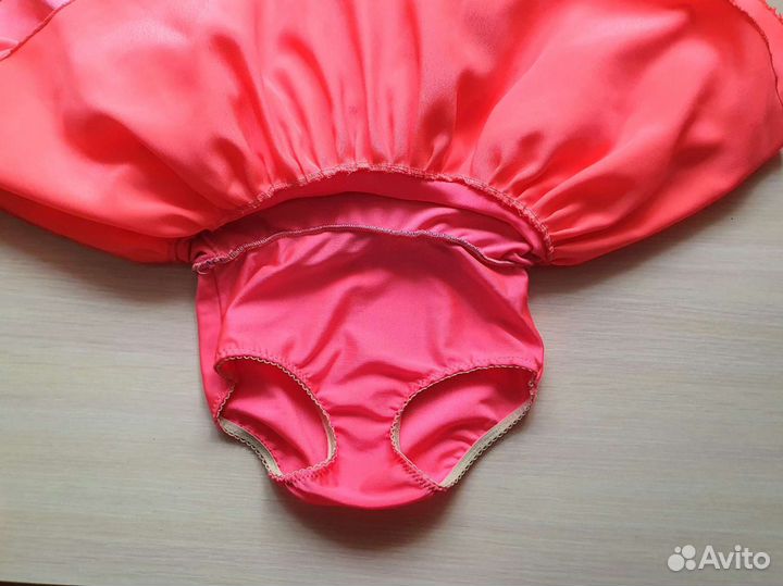 Яркий сценический костюм 3-6 лет