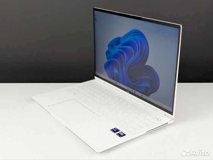 Honor MagicBook Pro 16 3K+ 165hz Ultra 5 125H 24GB
