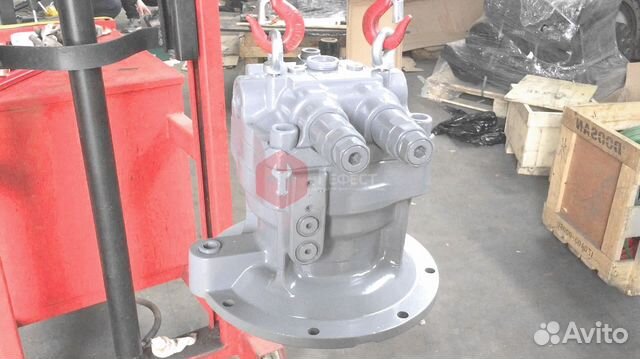 Гидромотор редуктора поворота Hitachi EX200SS-5