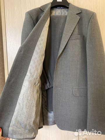 Школьный костюм