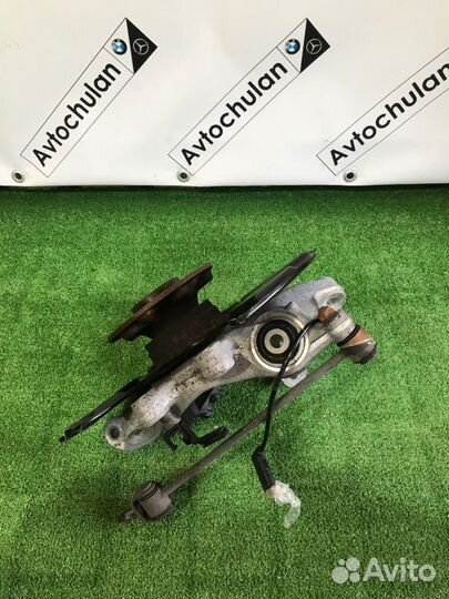 Кулак поворотный задний правый Mercedes-Benz