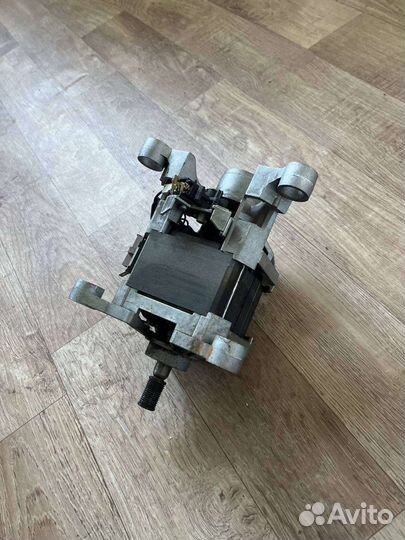 Двигататель стиральной машины candy