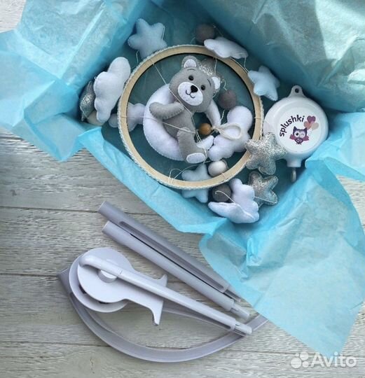 Мобиль на кроватку ручной работы