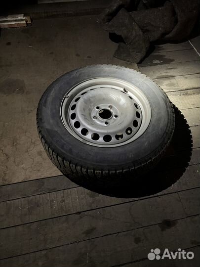 Продам диски с резиной R 16