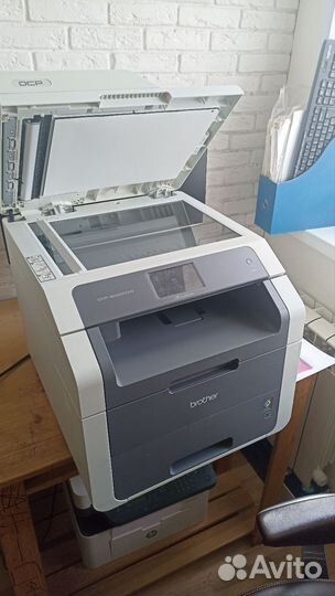 Мфу лазерное Brother DCP-9020CDW цвет