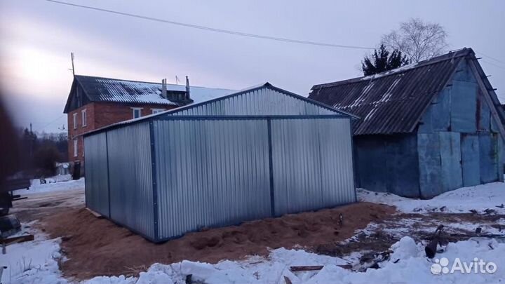 Металлический гараж