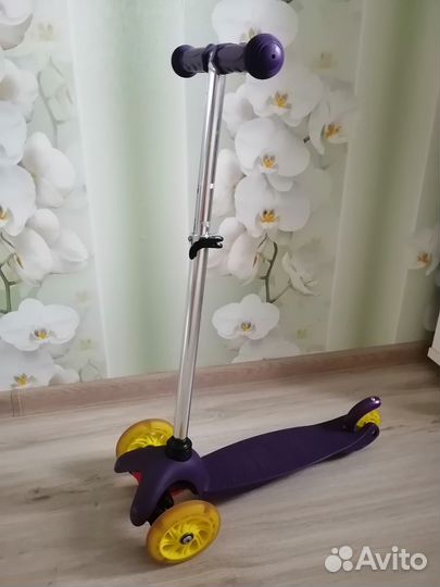 Самокат детский трехколесный
