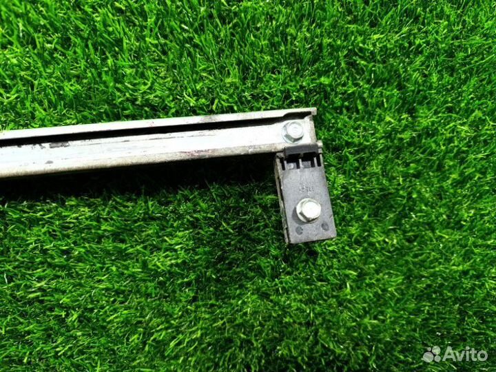 Стеклоподъемник передний левый Hyundai Tucson JM