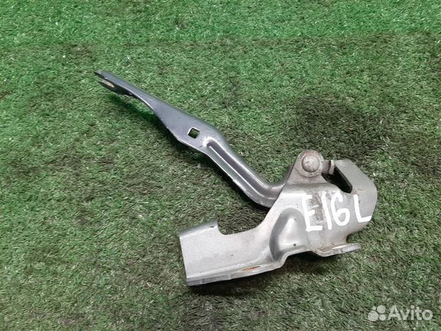 Петля капота левая Mazda 3 (BK) 2005