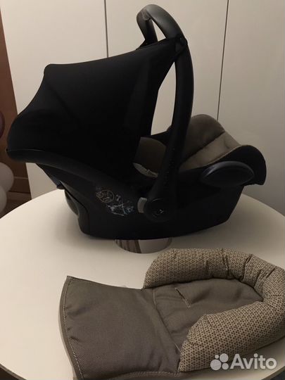 Автомобильное кресло Maxi-Cosi