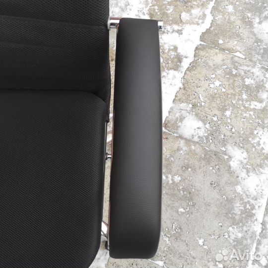 Компьютерное кресло