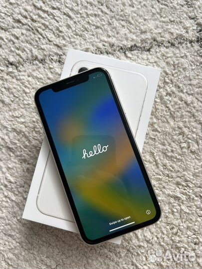iPhone 11, 64 ГБ