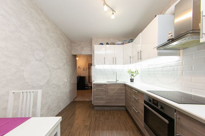 2-к. квартира, 61,1 м², 10/17 эт.