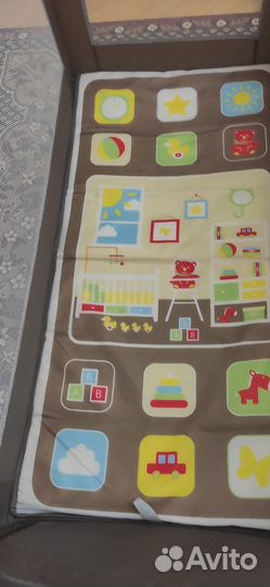 Продаю манеж детский