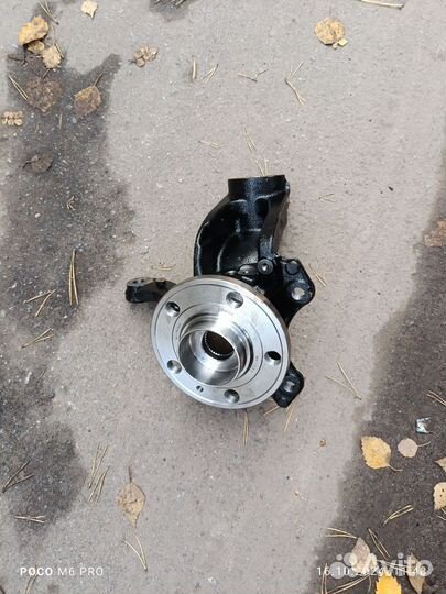 Поворотный кулак