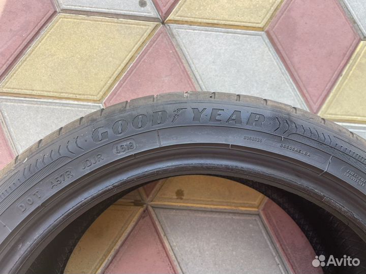 Goodyear EfficientGrip Performance 225/45 R17