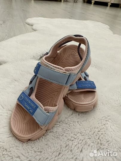Сандалии для девочки 34 размер