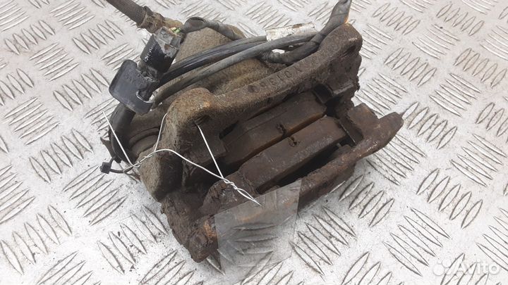 Суппорт задний правый Mercedes-Benz Vito W639 2005