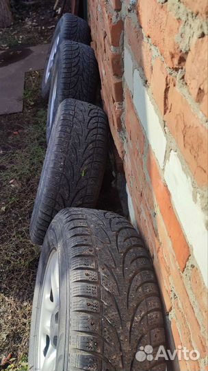Winter Tact WT 90 225/70 R16