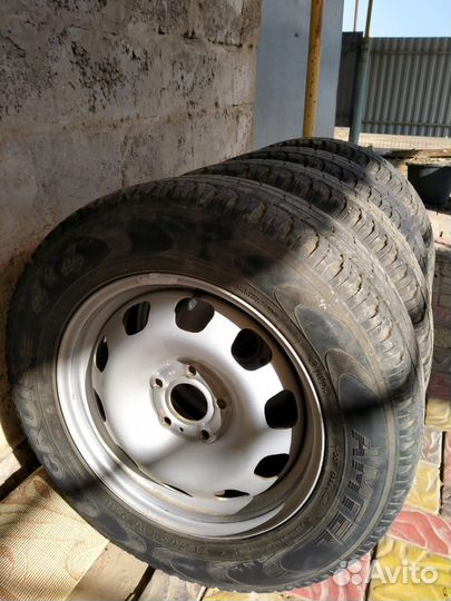 Amtel Cruise 4x4 215/65 R16 98H