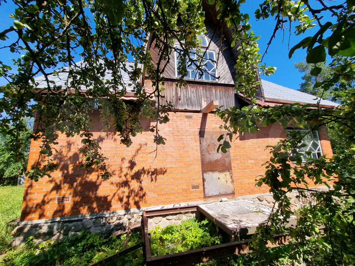 Дом 69 м² на участке 10,3 сот.