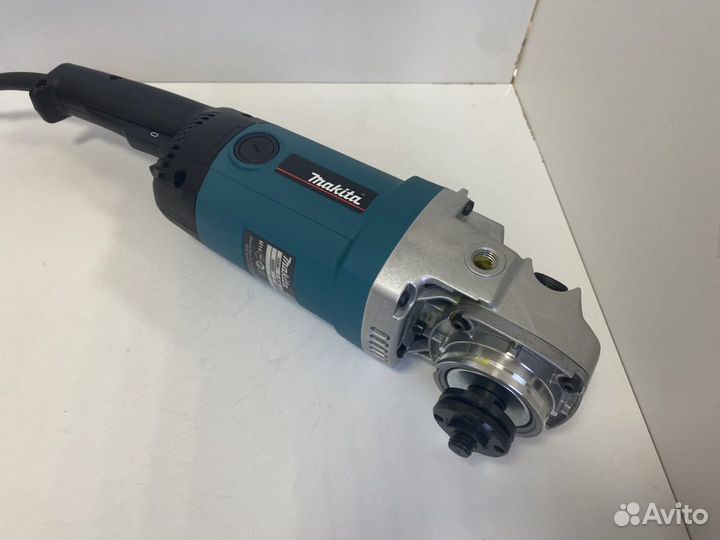 Болгарка Makita 9069