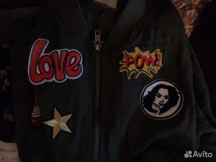 Пакетом 16 блузок, юбка и бомбер на sm