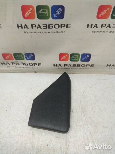 Накладки на торпедо боковые левые Toyota Land