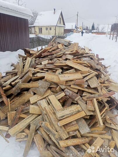 Дрова березовые колотые.Горбыль сухой пиленный