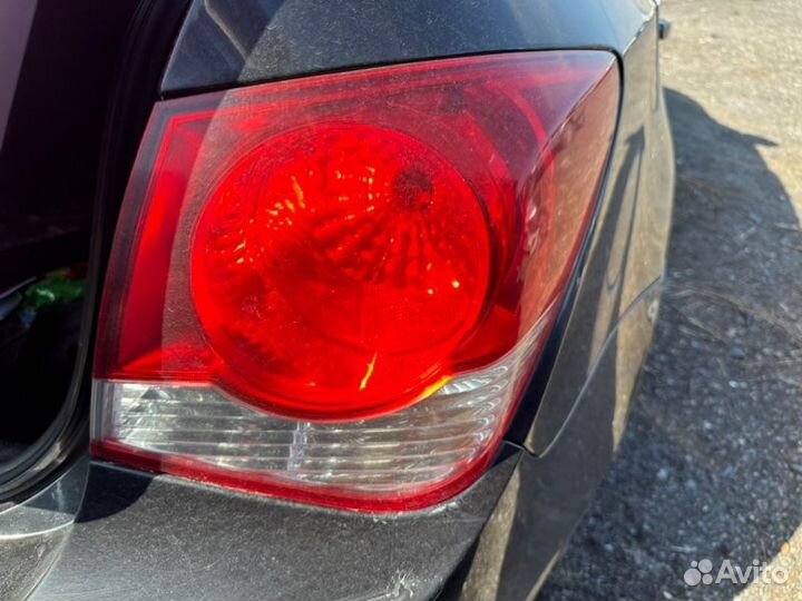 Фонарь в крыло правый Chevrolet Cruze J300