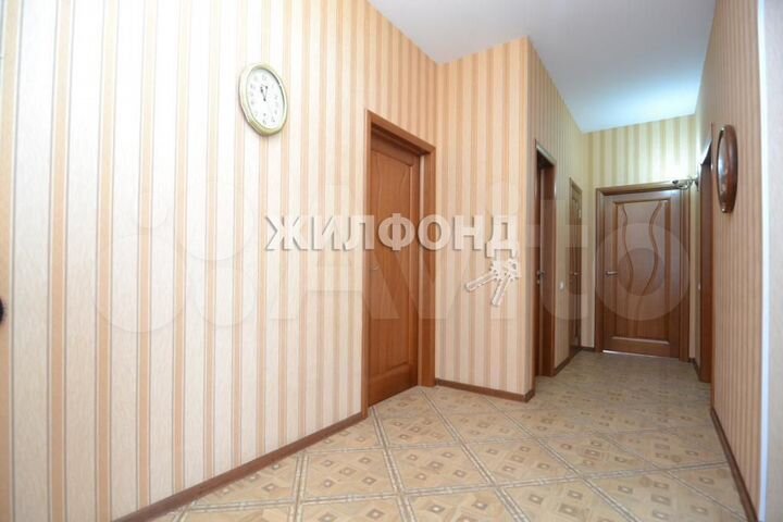Коттедж 198,5 м² на участке 9,5 сот.