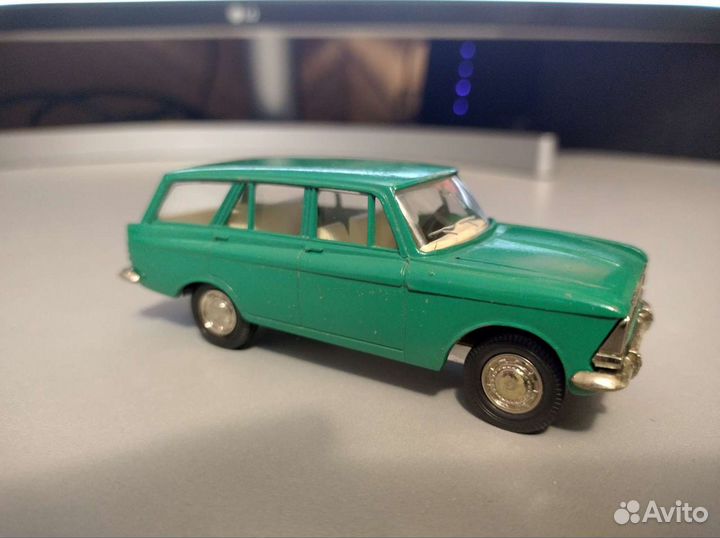 Модель Москвич 427