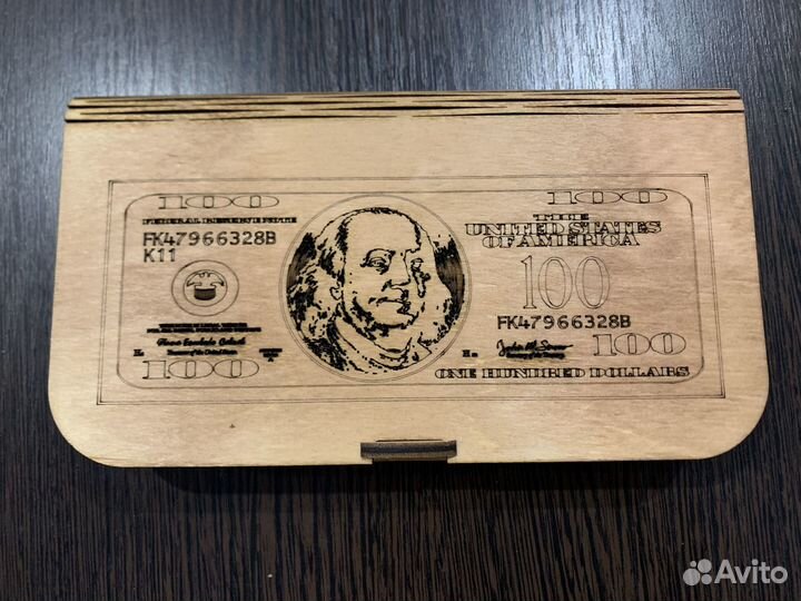 Шкатулка для денег