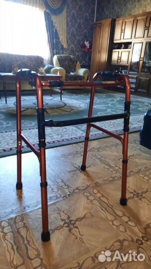 Ходунки для инвалидов