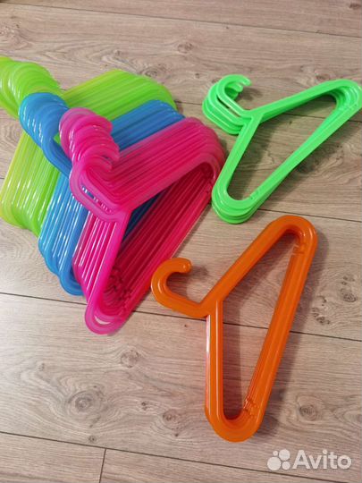 Вешалки плечики IKEA детские