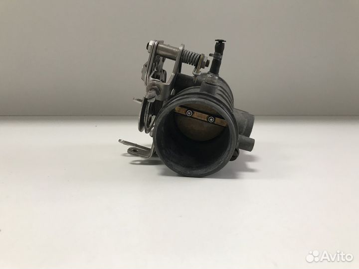 BMW R1100R 259R дроссель левый