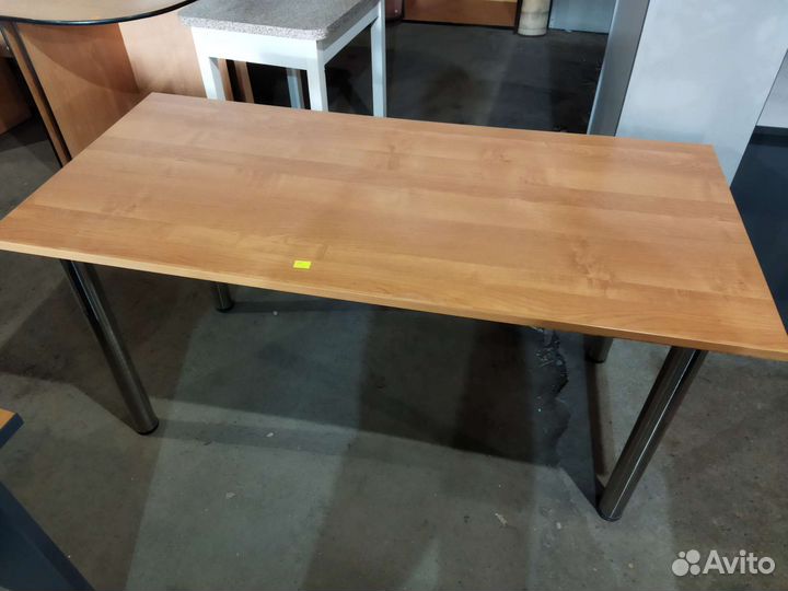 Стол на кухню