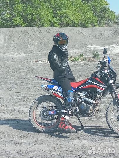 Мотоциклы кросс и эндуро 250 бу