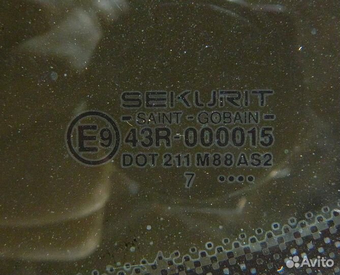 Стекло кузова левое VW Polo 3 седан