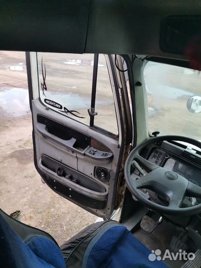Freightliner Columbia, 2000