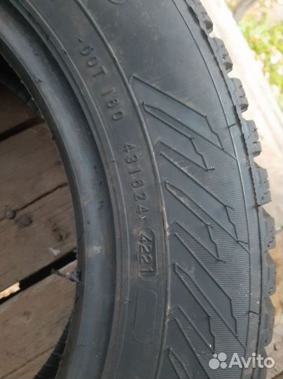 Nokian Tyres Hakkapeliitta 8 185/65 R14