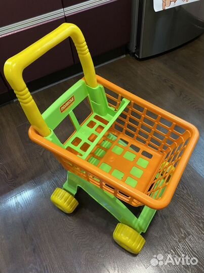 Тележка для супермаркета