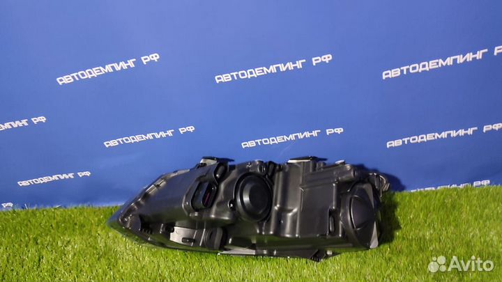 Передняя фара volkswagen polo круг. отражатель